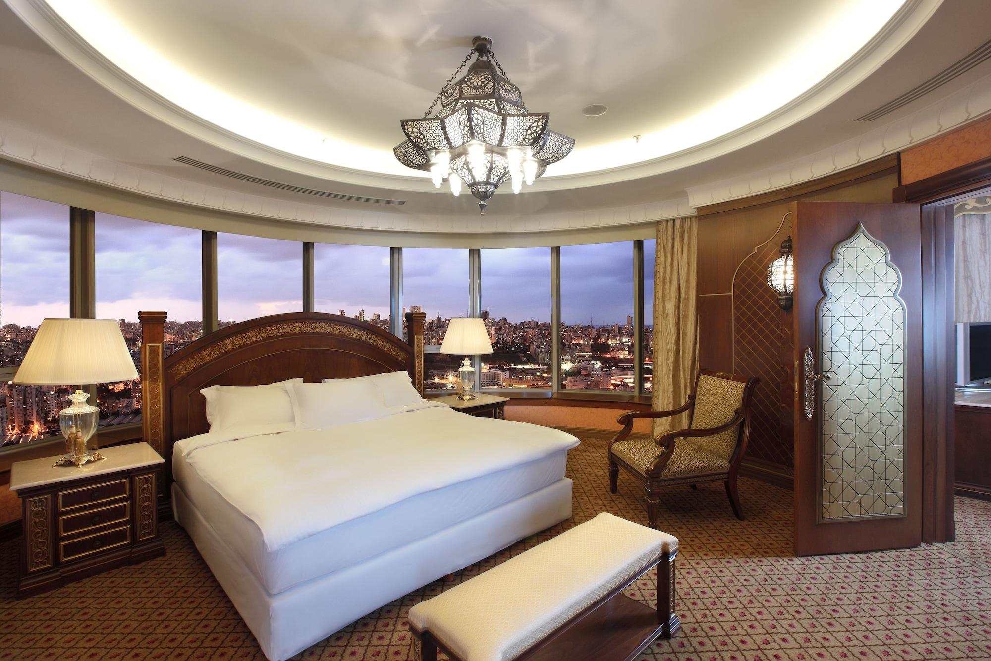 Al Habtoor Grand Beirut Hotel Екстериор снимка