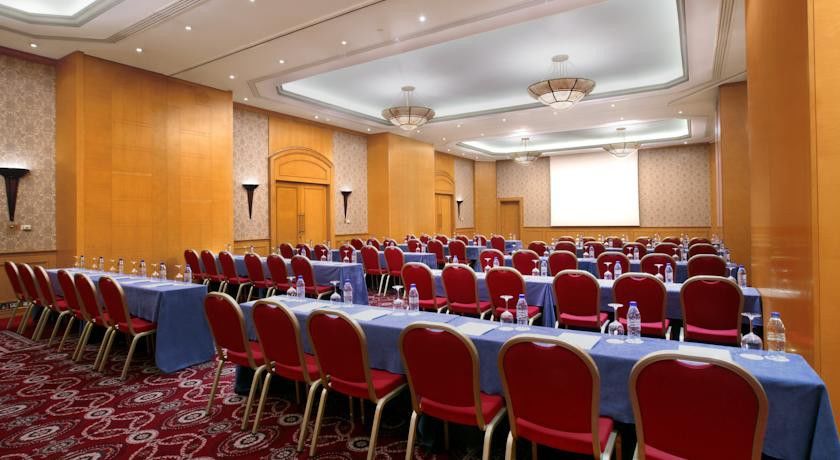 Al Habtoor Grand Beirut Hotel Екстериор снимка